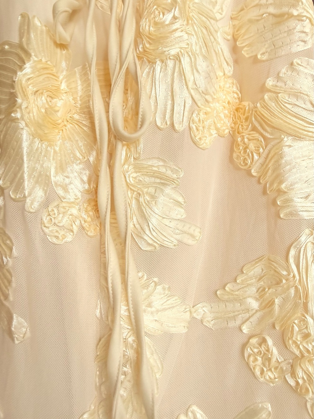 Lulus Nantessa Pale Yellow Floral Applique Lace-Up Back Maxi Dress Slit Medium - Picture 9 of 11